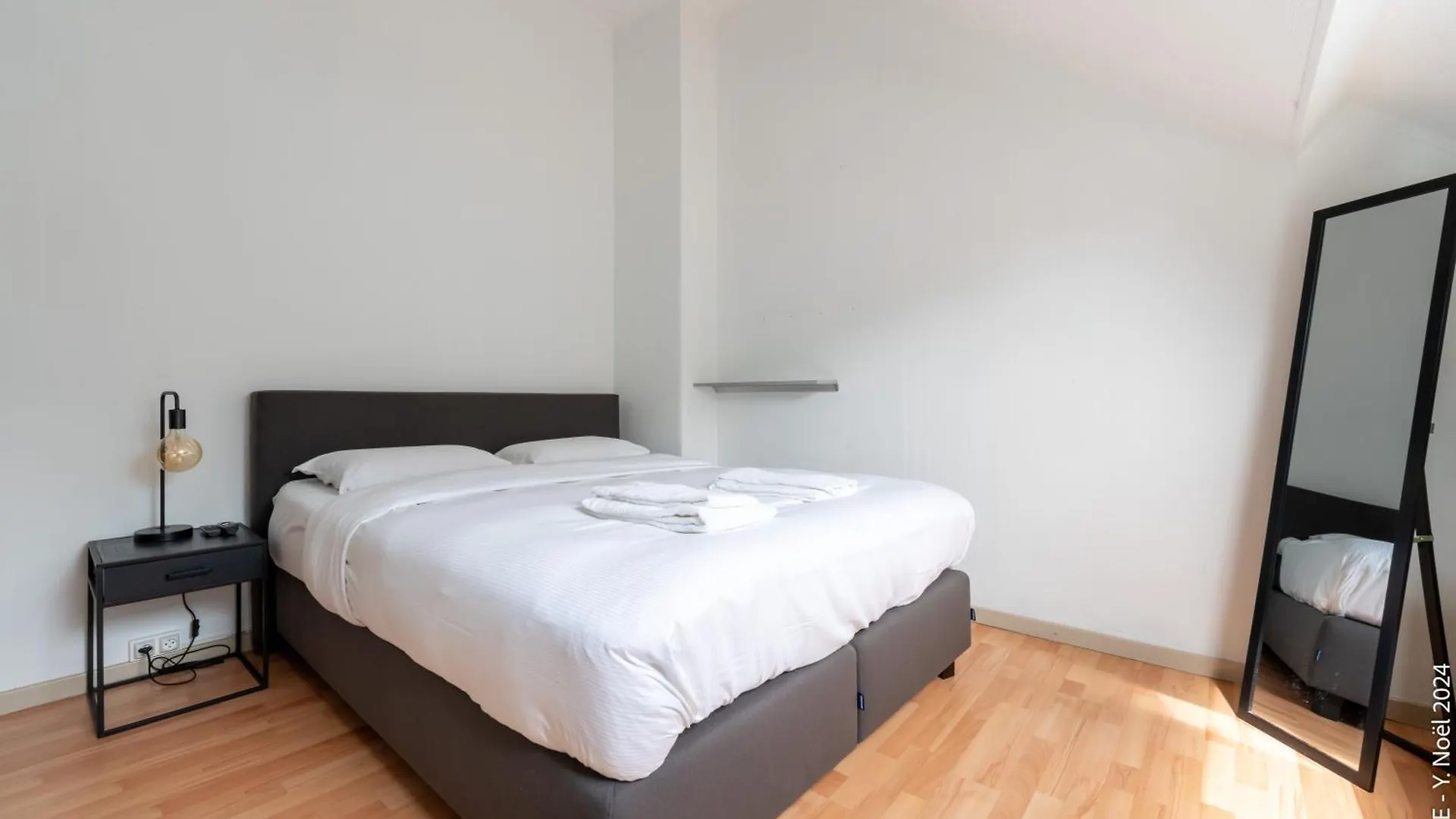 La Louve - Big Place & Garden - Parking Gratuit Brussels Belgium